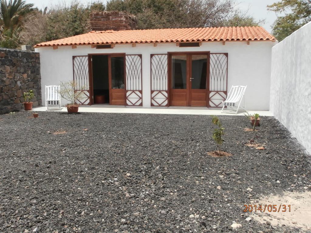 מינדלו Villa Morabeza Guest House מראה חיצוני תמונה